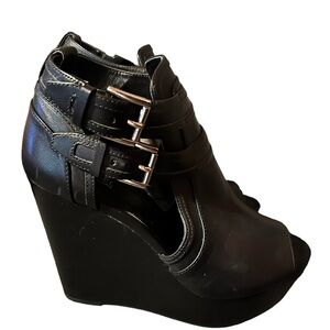 New MICHAEL Michael Kors Blaze Platform Leather Wedge w Buckle Heal